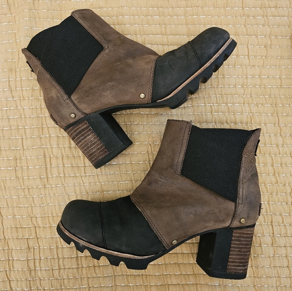 Sorel Addington Chelsea Ankle Boots Black Brown Leather Chunky Heel Sz 7.5 - Picture 1 of 8